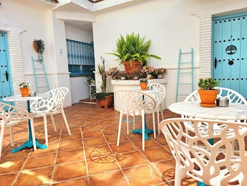 el nogal home hostel