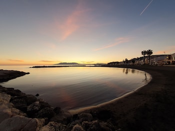 el nogal home hostel