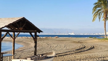 el nogal home hostel