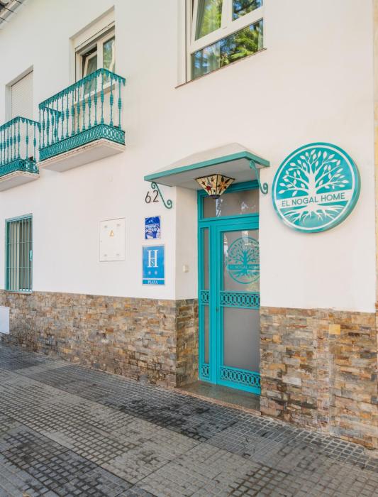 el nogal home hostel