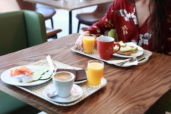 Hostal Mari,Ibiza Island>>Ibiza,2 star