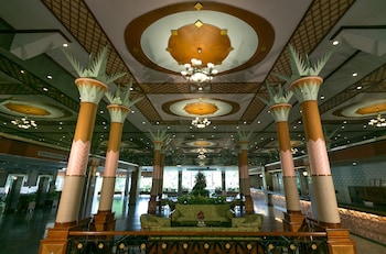 Asia Pattaya Hotel,,4 star