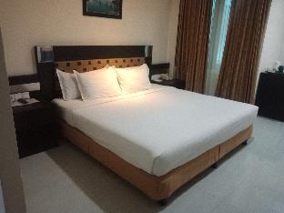 manise hotel ambon