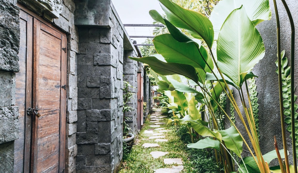 sandhya villa canggu echo beach