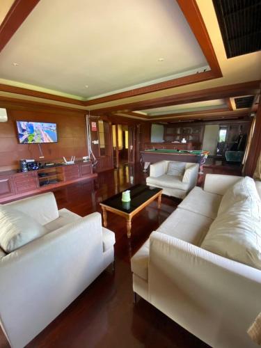 orchid pool villa phuket