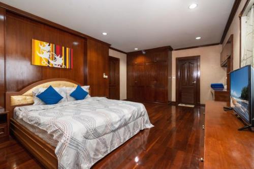 orchid pool villa phuket