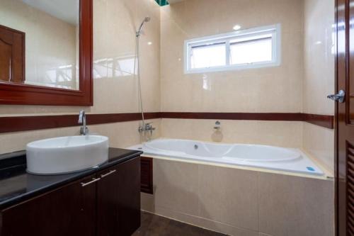 orchid pool villa phuket