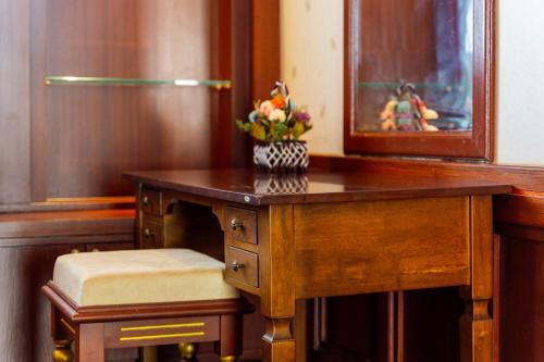 orchid pool villa phuket