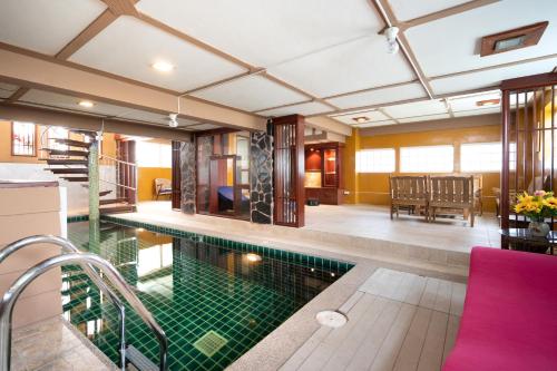 orchid pool villa phuket