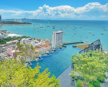 the edge central pattaya