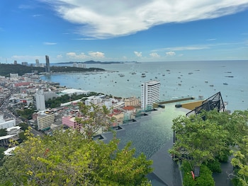 the edge central pattaya