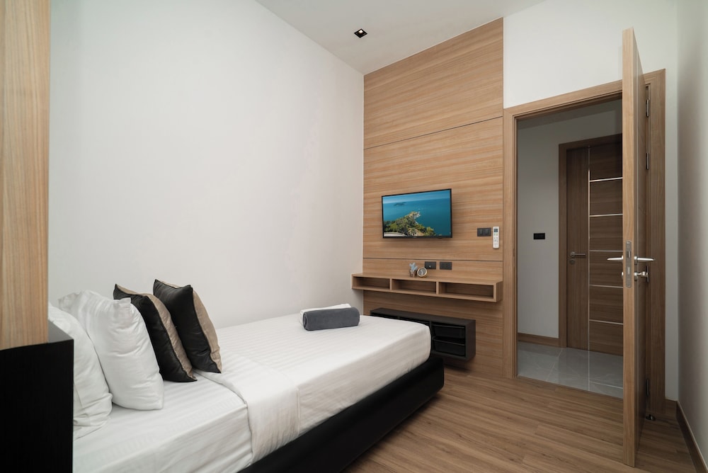 rawayana central park villas