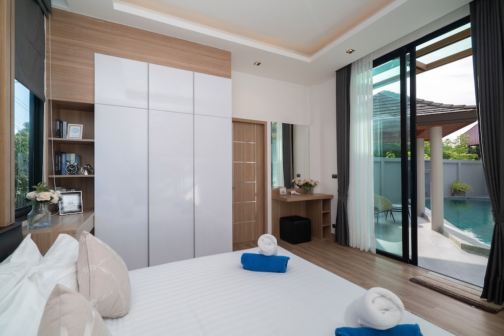 rawayana central park villas