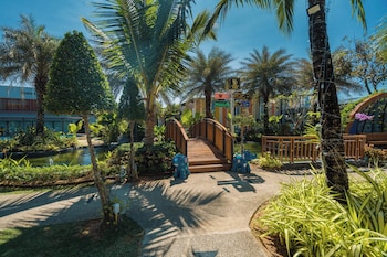 rawayana central park villas