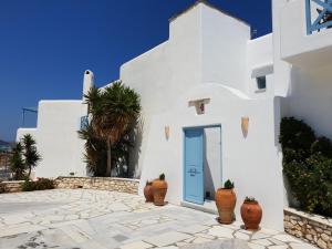 paros