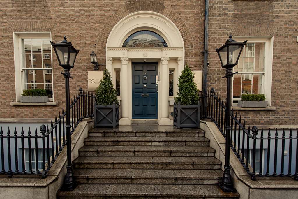 premier suites dublin leeson street