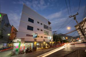 patong holiday dream hotel