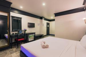 patong holiday dream hotel