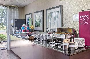 hampton inn adel