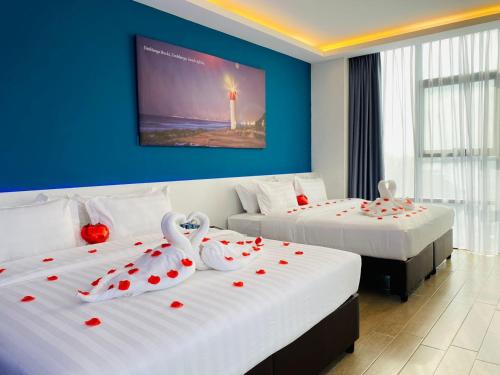lighthouse hotel