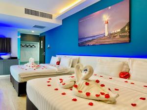 lighthouse hotel