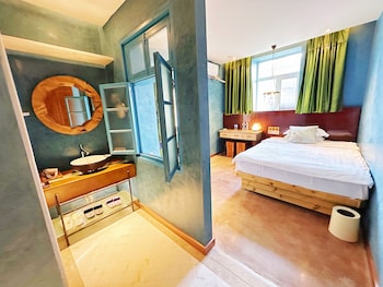 qu she boutique hotel