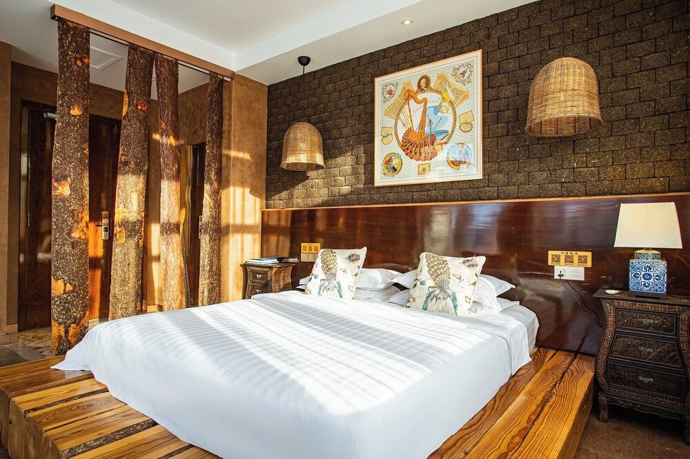 qu she boutique hotel