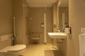 staybridge suites malaga an ihg hotel