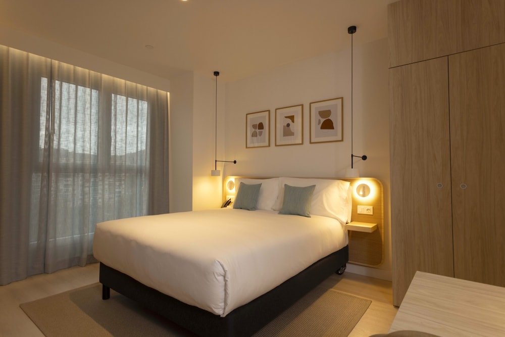 staybridge suites malaga an ihg hotel