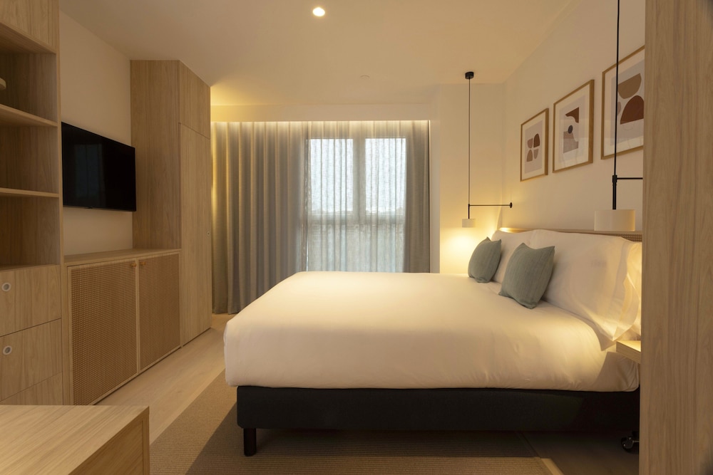 staybridge suites malaga an ihg hotel