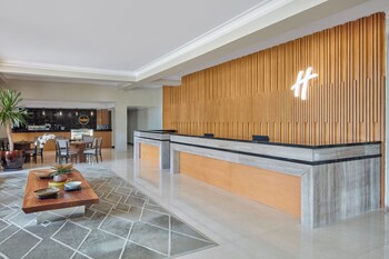 holiday inn and suites batangas limapark by ihg