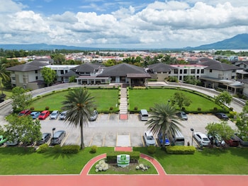 holiday inn and suites batangas limapark by ihg