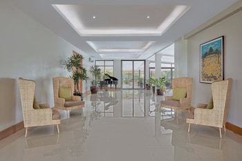 holiday inn and suites batangas limapark by ihg