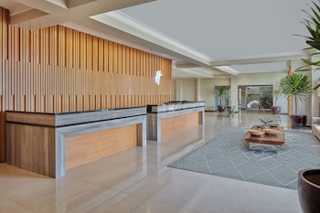 holiday inn and suites batangas limapark by ihg