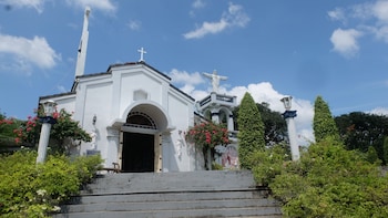 holiday inn and suites batangas limapark by ihg