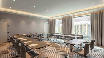 voco stockholm kista an ihg hotel