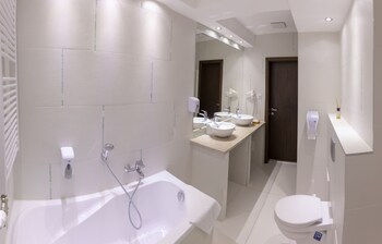 bastya conference and wellness hotel