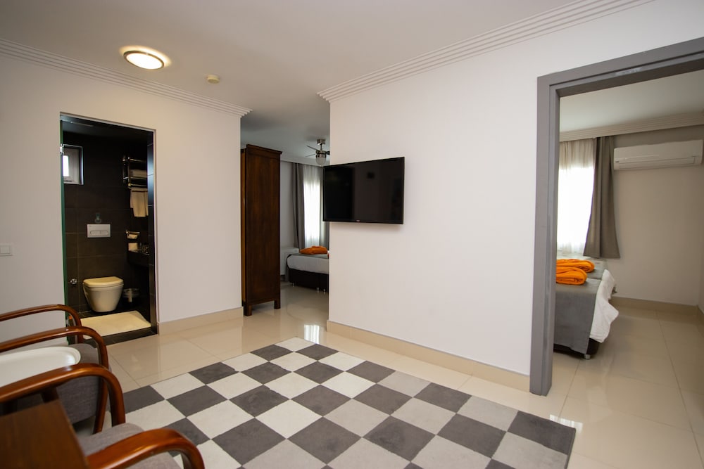 hotel pier marina bodrum