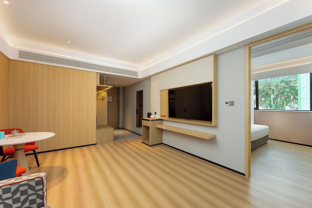 holiday inn express nanjing xianmen an ihg hotel