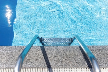 holiday inn express and suites murfreesboro west an ihg hotel