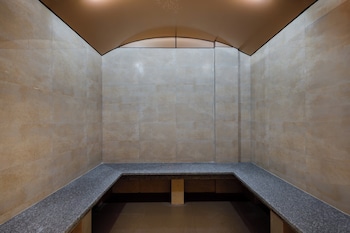 holiday inn resort kathmandu burhanilkantha an ihg hotel