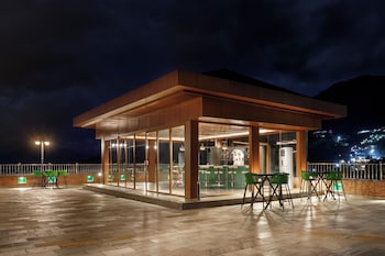 holiday inn resort kathmandu burhanilkantha an ihg hotel