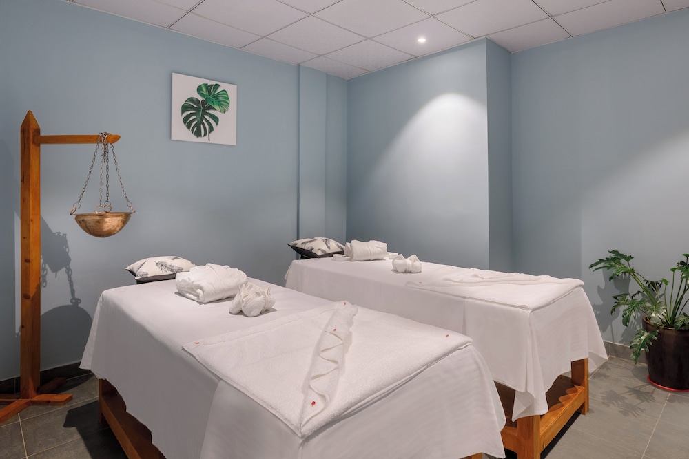 holiday inn resort kathmandu burhanilkantha an ihg hotel