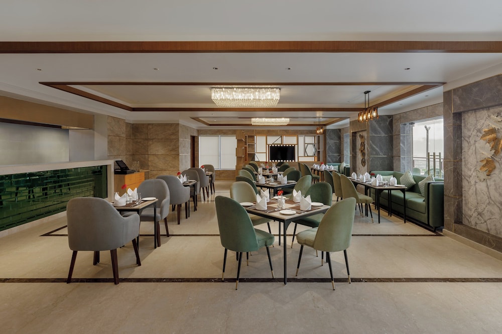 holiday inn resort kathmandu burhanilkantha an ihg hotel