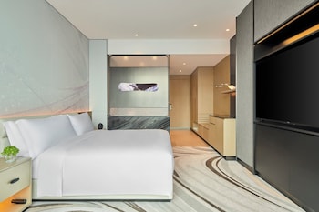 crowne plaza shanghai snow world an ihg hotel