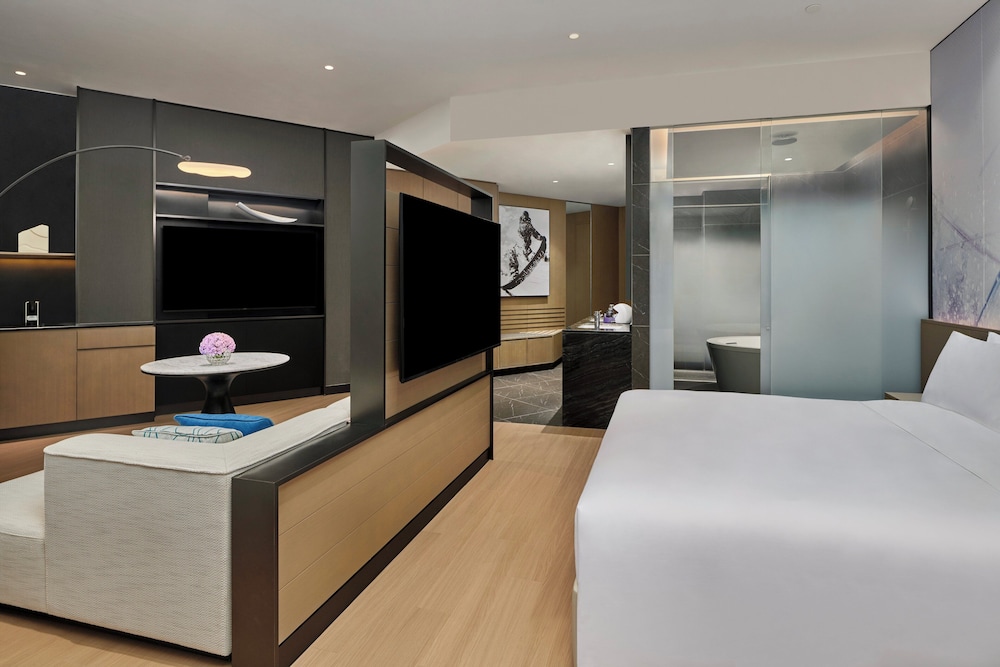 crowne plaza shanghai snow world an ihg hotel