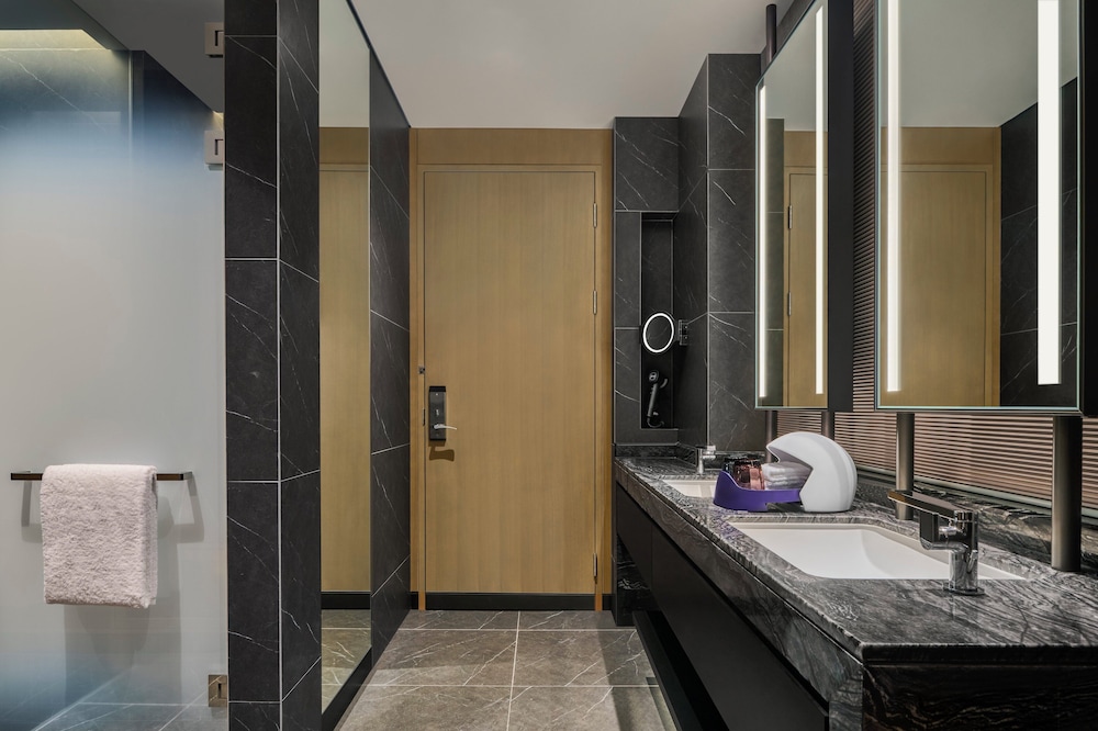 crowne plaza shanghai snow world an ihg hotel