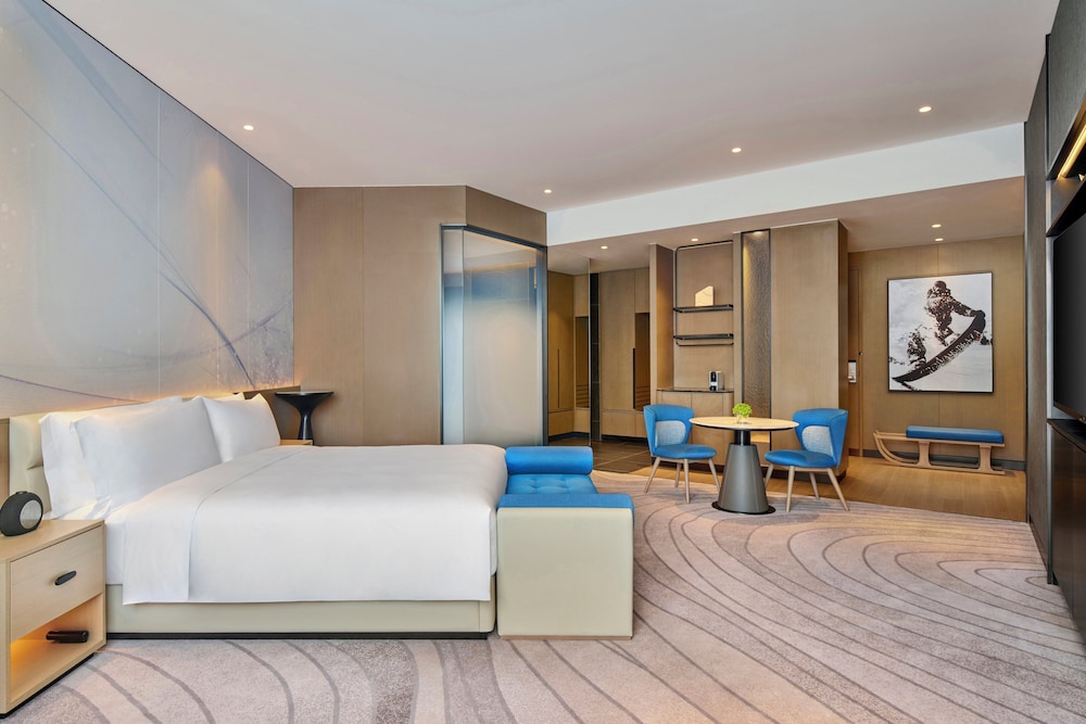 crowne plaza shanghai snow world an ihg hotel