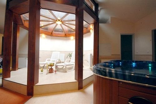 Hotel Icon,Börcs>>Gyor,3 star