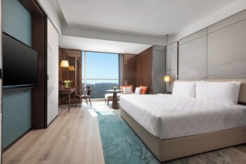 hualuxe haining an ihg hotel